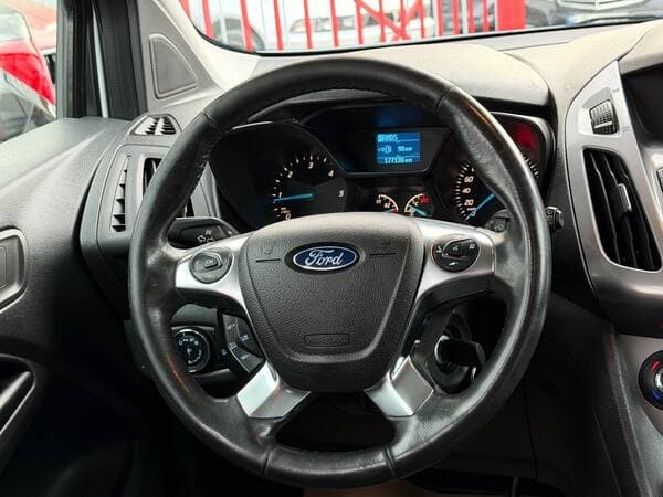 2016 Ford Tourneo Connect — Miniatură 8