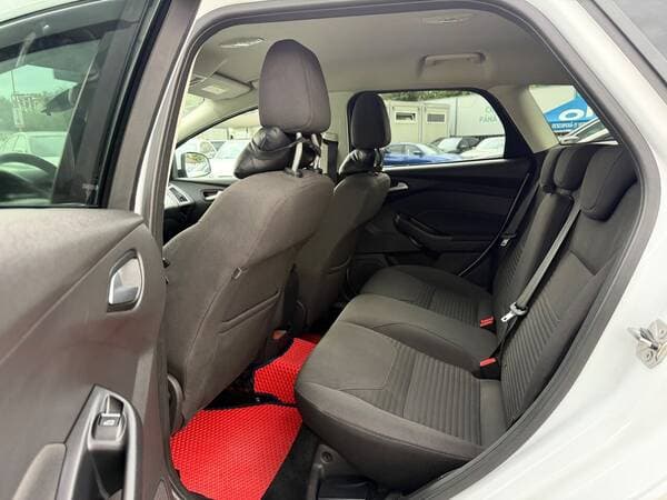 2016 Ford Focus — Miniatură 19