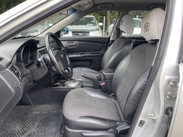 2009 Kia Magentis — Miniatură 6