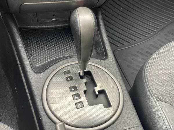2009 Kia Magentis — Miniatură 12