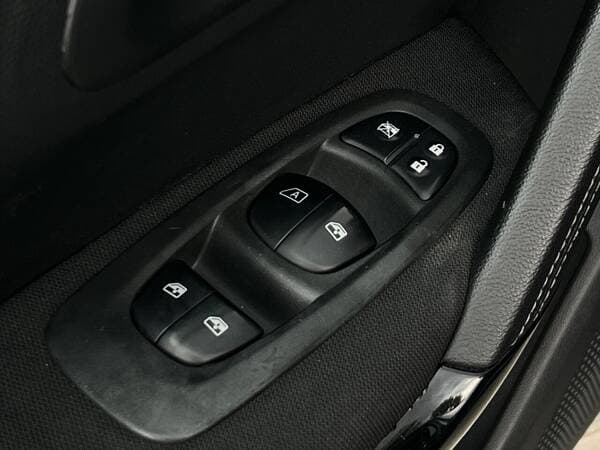 Renault Kadjar 2017 — Миниатюра 12