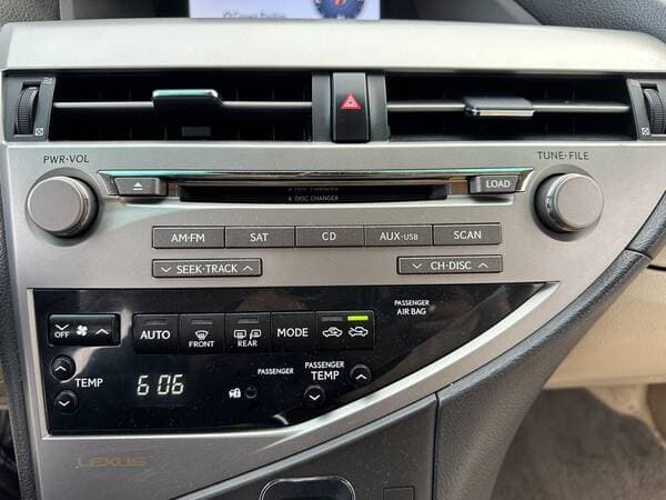 2011 Lexus RX 450h — Miniatură 17