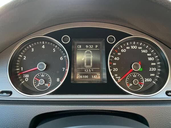 2012 Volkswagen Passat — Miniatură 8