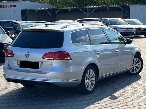 2012 Volkswagen Passat — Miniatură 3