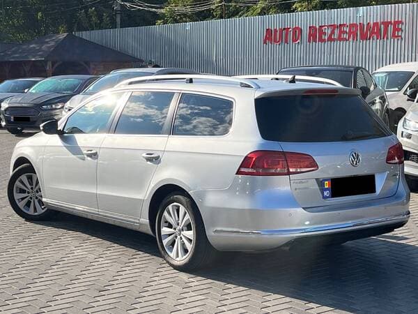 2012 Volkswagen Passat — Miniatură 4