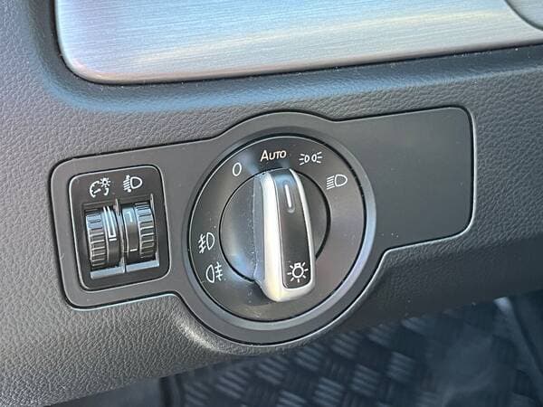 2012 Volkswagen Passat — Miniatură 14