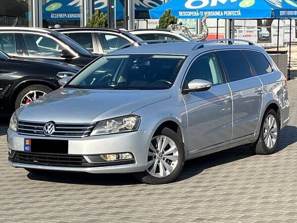 2012 Volkswagen Passat — Miniatură 2