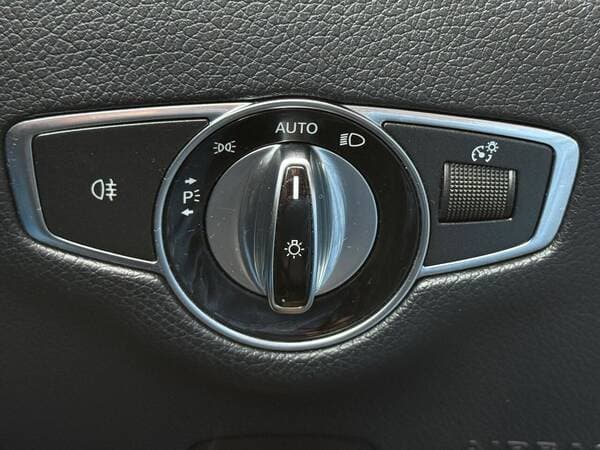 2016 Mercedes E 350e — Miniatură 11
