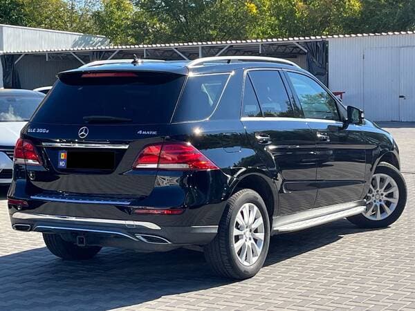 2016 Mercedes GLE 300d — Miniatură 4