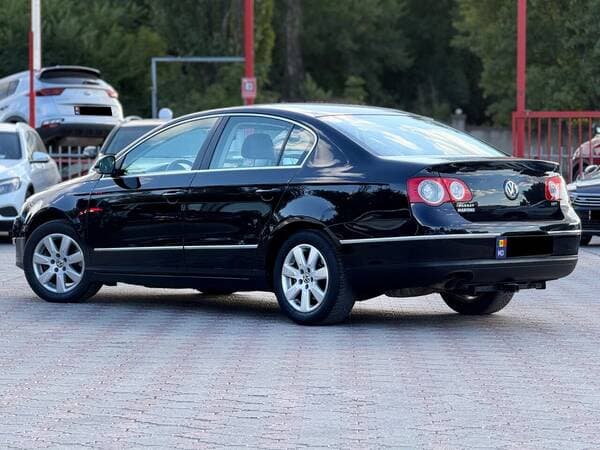 2008 Volkswagen Passat — Miniatură 3