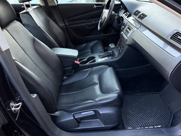 2008 Volkswagen Passat — Miniatură 6