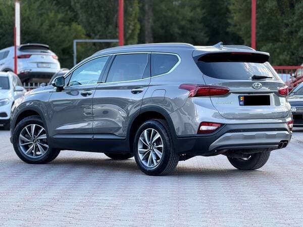 2018 Hyundai Santa Fe — Miniatură 4