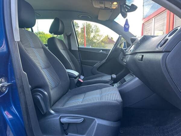 2009 Volkswagen Tiguan — Miniatură 6