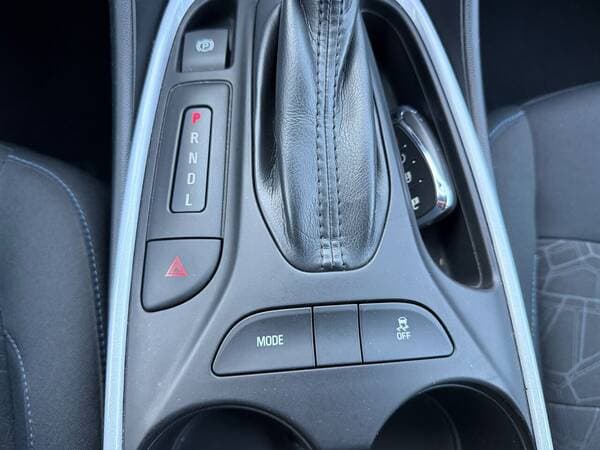 2016 Chevrolet Volt — Miniatură 13