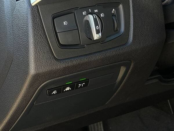 2017 BMW 330 — Miniatură 17