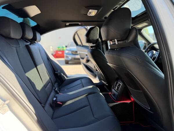 2017 BMW 330 — Miniatură 19
