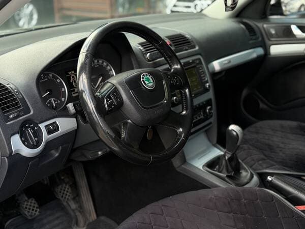 2009 Skoda Octavia — Miniatură 6