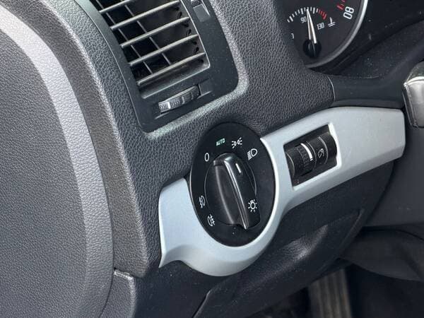 2009 Skoda Octavia — Miniatură 14