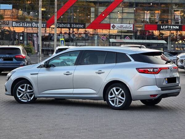 2016 Renault Megane — Miniatură 3