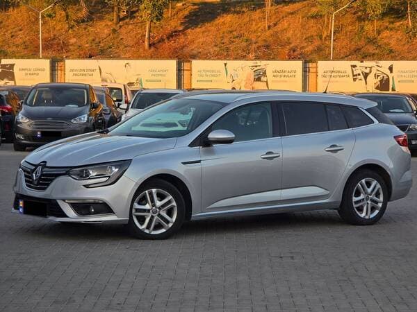 2016 Renault Megane — Miniatură 2