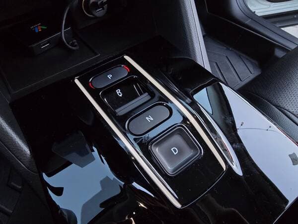 2024 Honda e:NS1 — Miniatură 13
