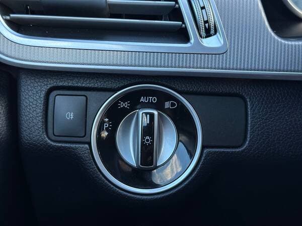 2014 Mercedes E 250 — Miniatură 15