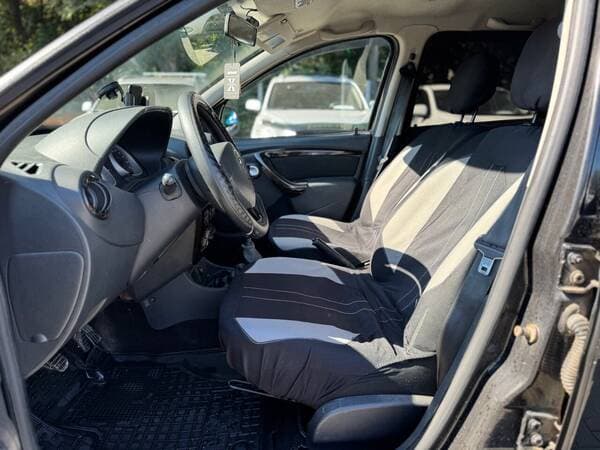 2012 Dacia Duster — Miniatură 5