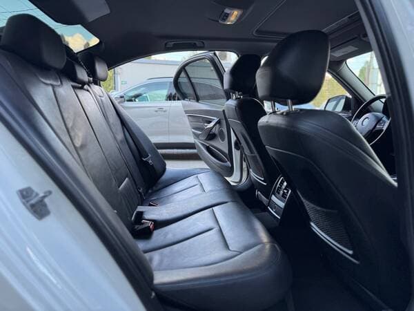 BMW 320 2017 — Миниатюра 18