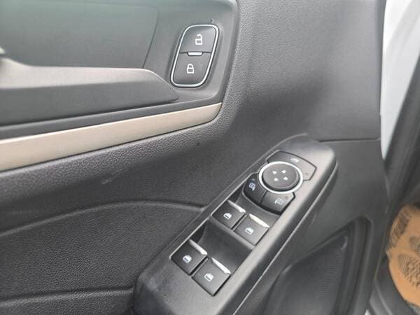 2022 Ford Escape — Miniatură 18