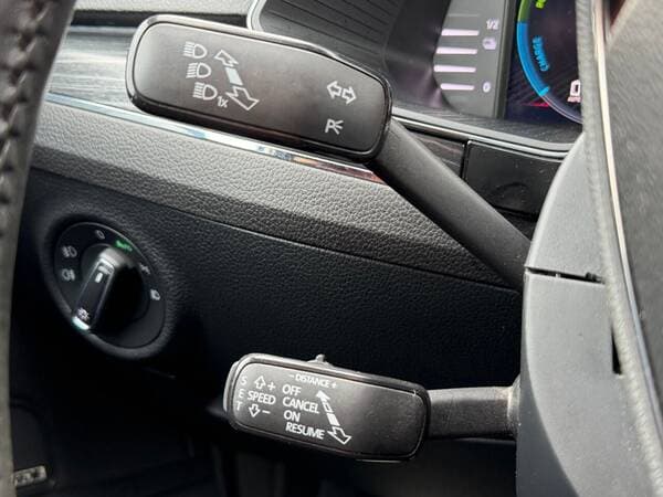 2022 Skoda Superb — Miniatură 18