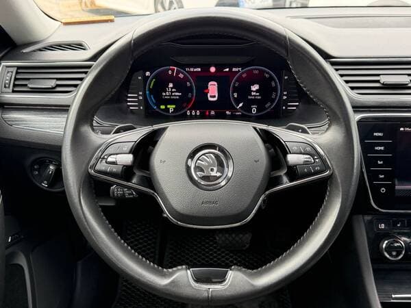 2022 Skoda Superb — Miniatură 11