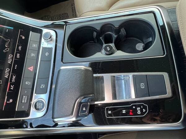 2021 Audi Q7 — Miniatură 16