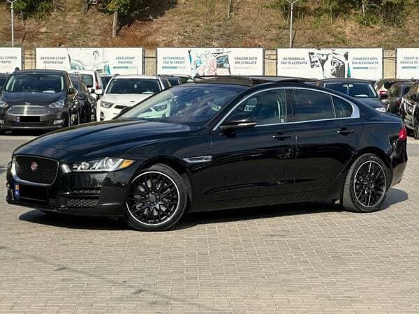 Jaguar XE 2016 — Миниатюра 2