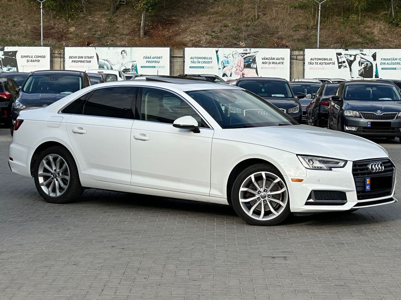 Audi A4 2018 — Фото 1