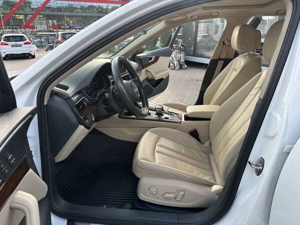 Audi A4 2018 — Миниатюра 5