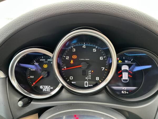Porsche Macan 2018 — Миниатюра 9