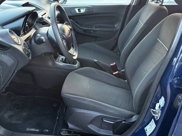 2013 Ford Fiesta — Miniatură 6
