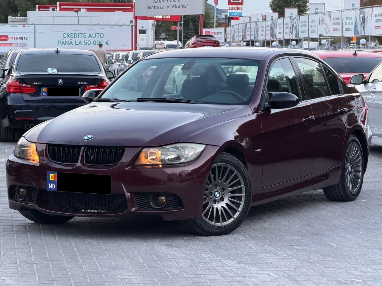 2008 BMW 318 — Foto 1