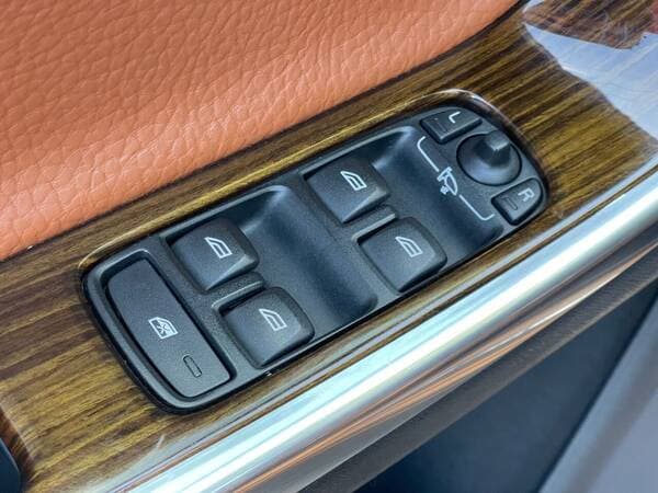 Volvo S 60 2011 — Миниатюра 14