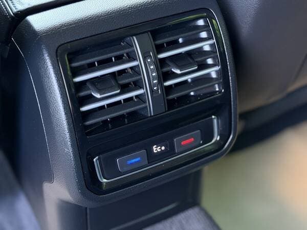 Volkswagen Passat 2015 — Миниатюра 17