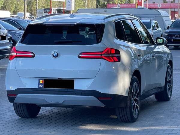 2025 BMW X3 3.0i — Miniatură 3