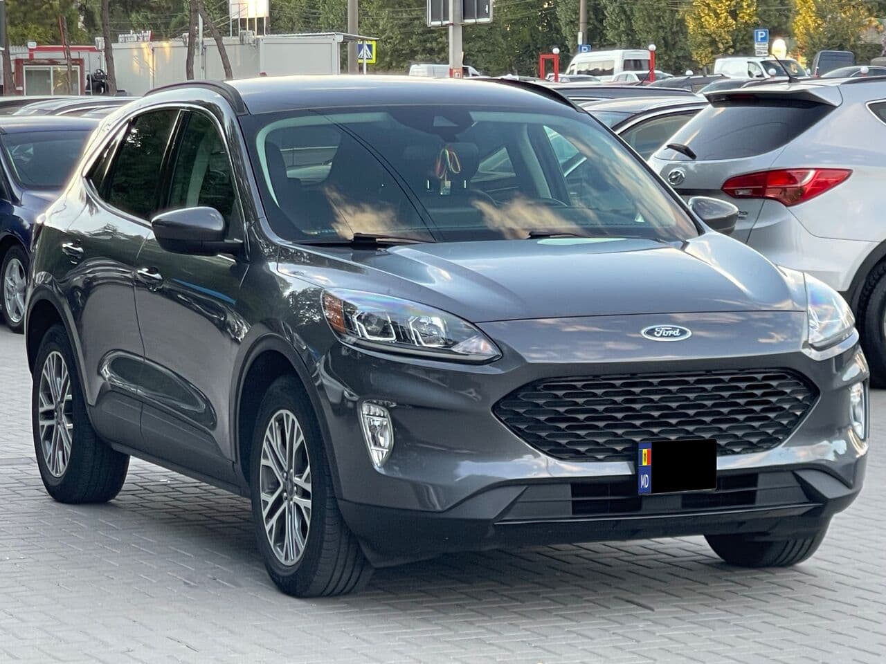Ford Escape 2021 — Фото 1