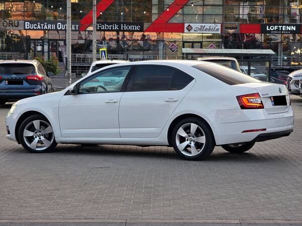 Skoda Octavia 2018 — Миниатюра 3
