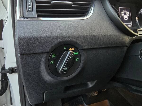 Skoda Octavia 2018 — Миниатюра 14