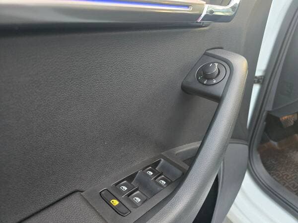Skoda Octavia 2018 — Миниатюра 15