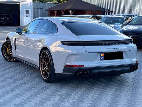 2024 Porsche Panamera — Miniatură 3