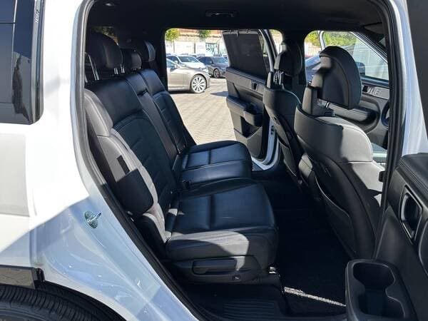Hyundai Santa Fe 2024 — Миниатюра 19