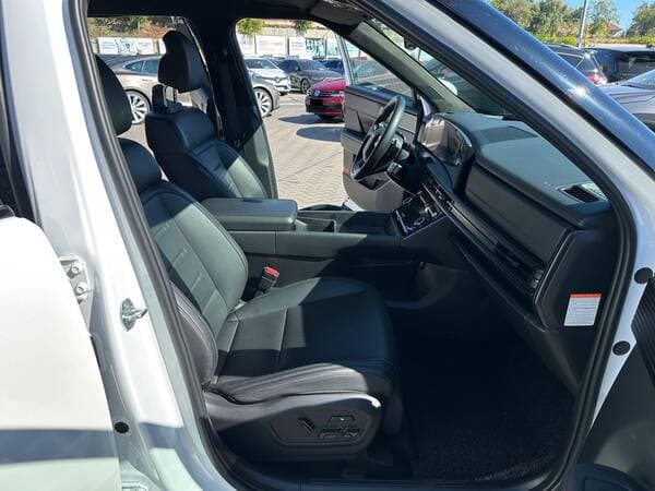 Hyundai Santa Fe 2024 — Миниатюра 8