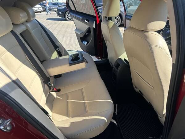 2017 Volkswagen Jetta — Miniatură 21