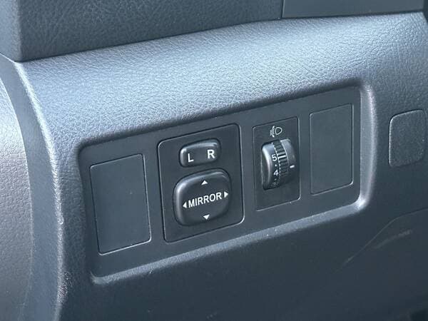 Toyota Corolla Verso 2009 — Миниатюра 16